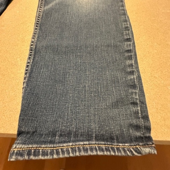 Men's Banana Republic Athletic Tapered Fit 38x32 Medium Wash Jeans - Picture 3 of 8